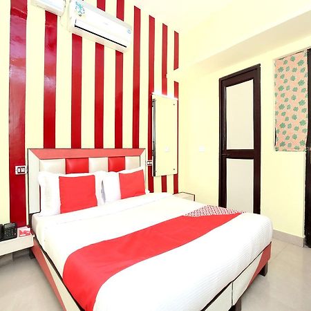 Oyo 12038 Hotel Alishan Chandīgarh Eksteriør billede