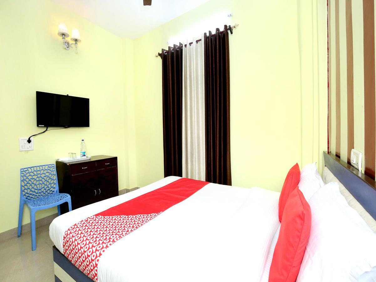 Oyo 12038 Hotel Alishan Chandīgarh Eksteriør billede